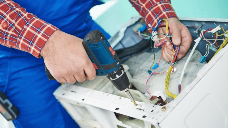 Kocaeli Bosch Bosch çamaşır makinesi kart tamiri – Su almama arızası orijinal parça ile giderildi. - Teknik servis örneği